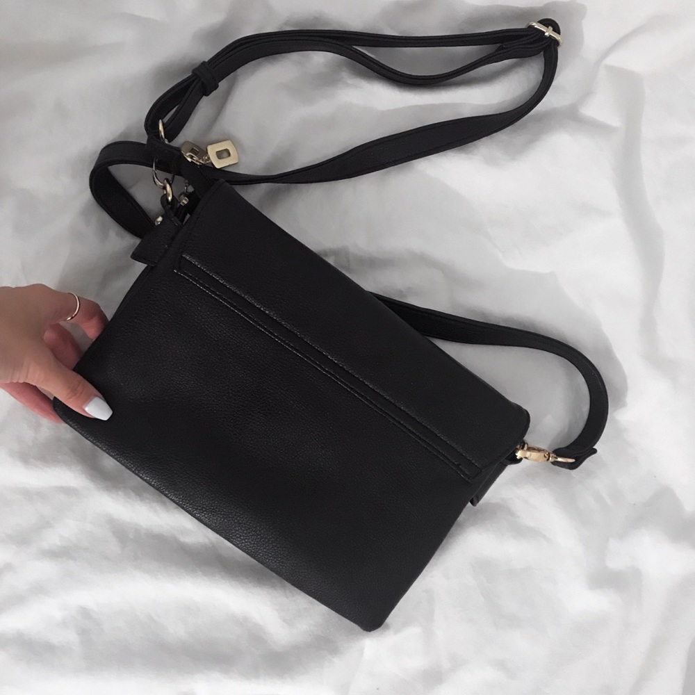 CROSSBODY x BLACK BAG - Picture 2 of 4